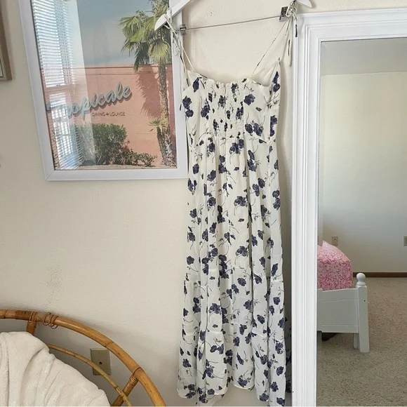 Reformation Emmie Midi Floral Dress in Blueberries - Picture 7 of 7